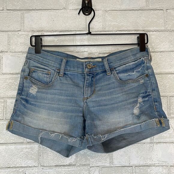 Abercrombie & Fitch Distressed Jean Shorts 2 26 - Picture 1 of 4